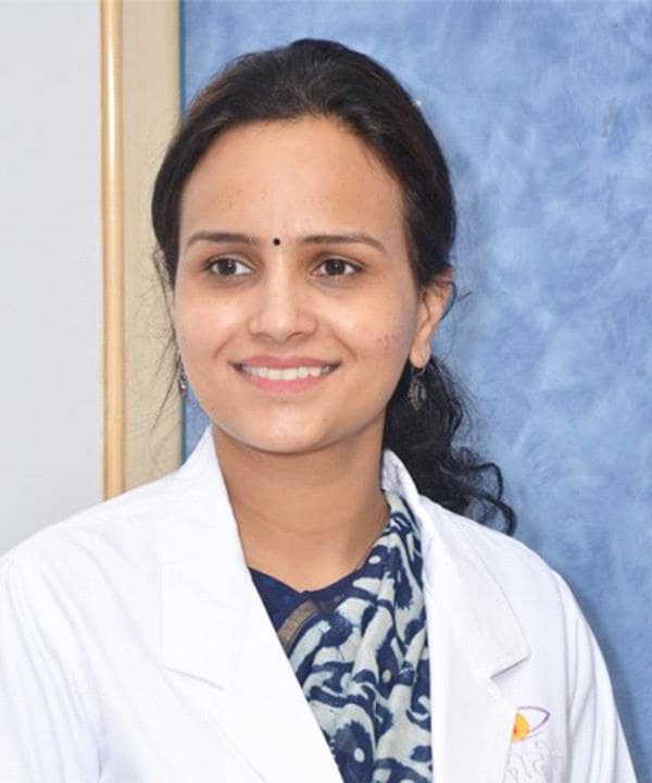 Dr. Nidhi S. Patwardhan Cataract and Refractive specialist M.D.