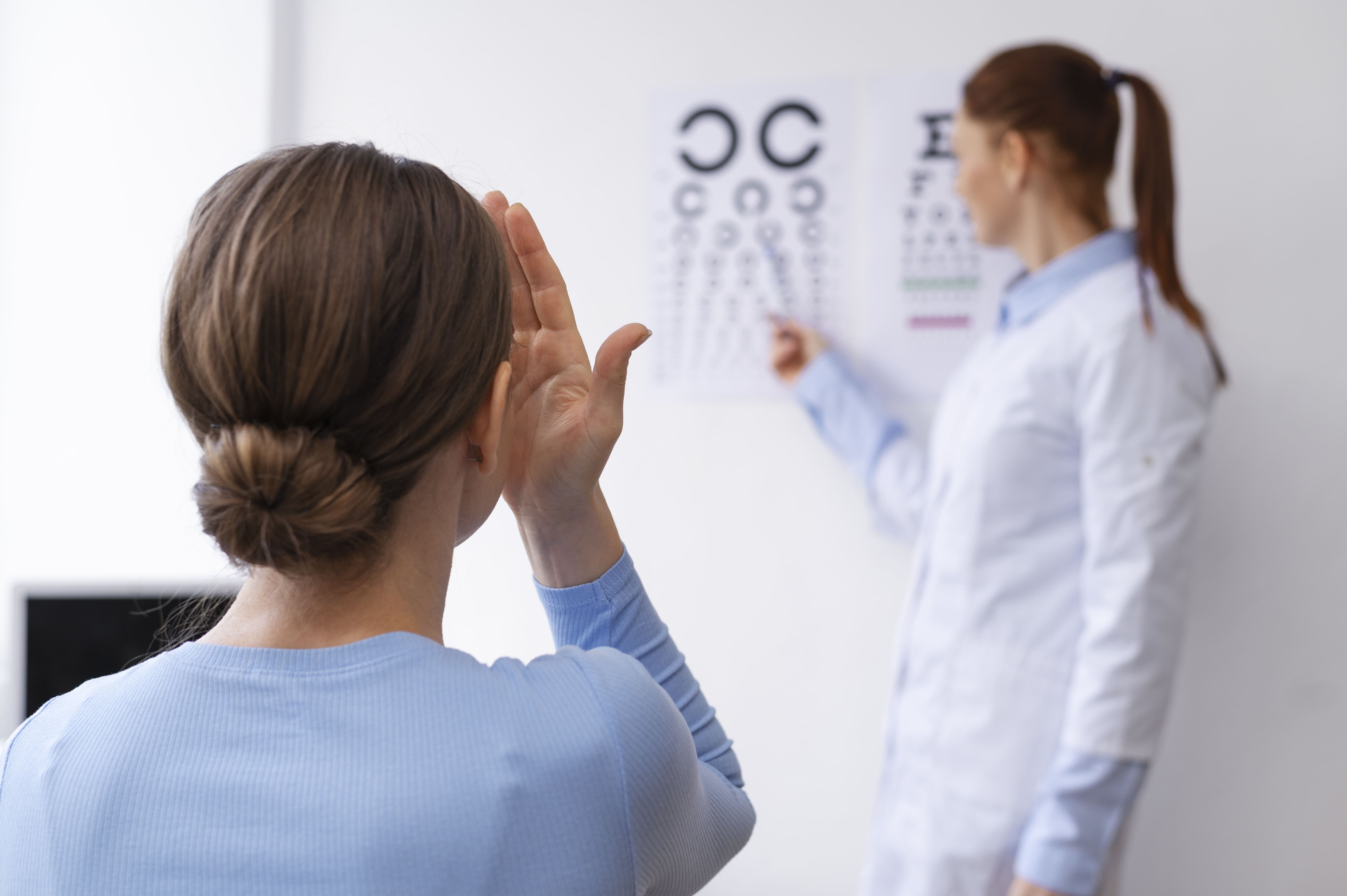 Doctor testing patient eyesight (1)